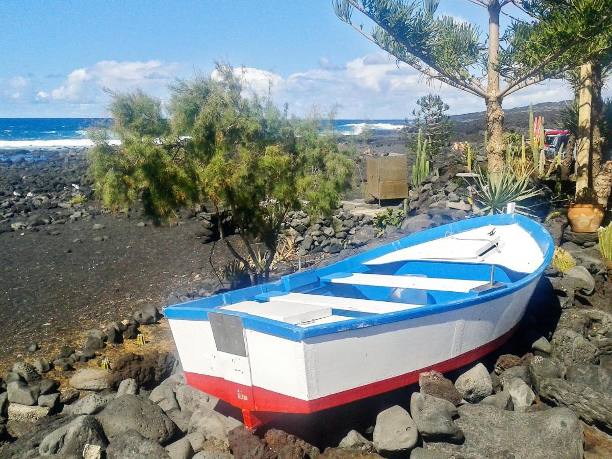 Вилла Cozy House In El Golfo + Terrace Экстерьер фото