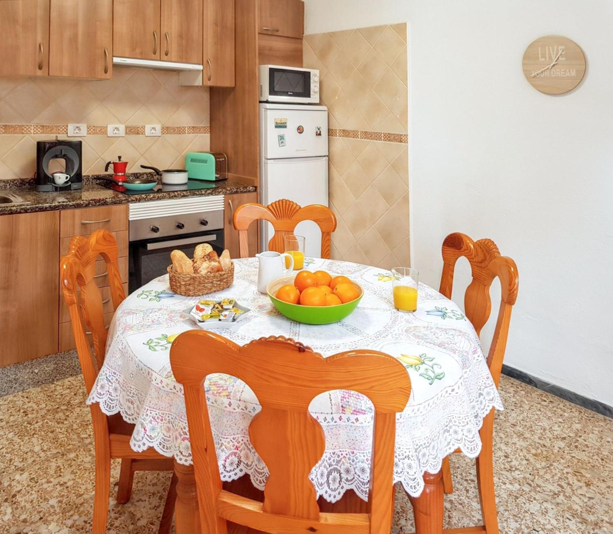 Вилла Cozy House In El Golfo + Terrace Экстерьер фото