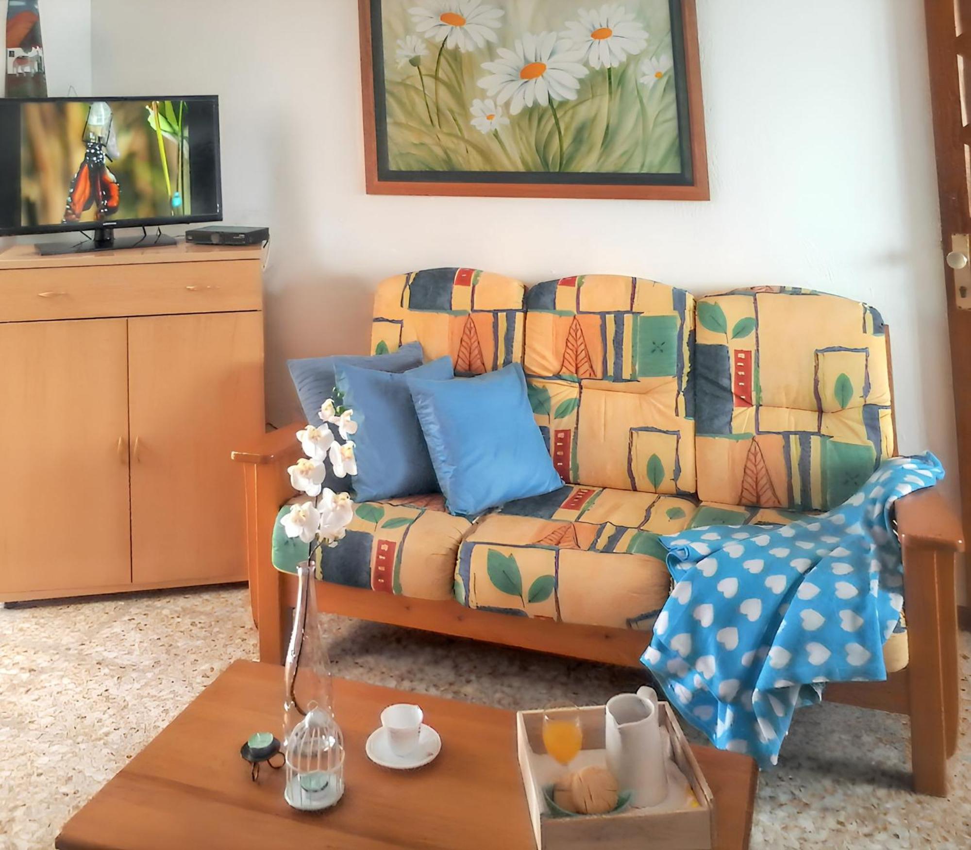 Вилла Cozy House In El Golfo + Terrace Экстерьер фото